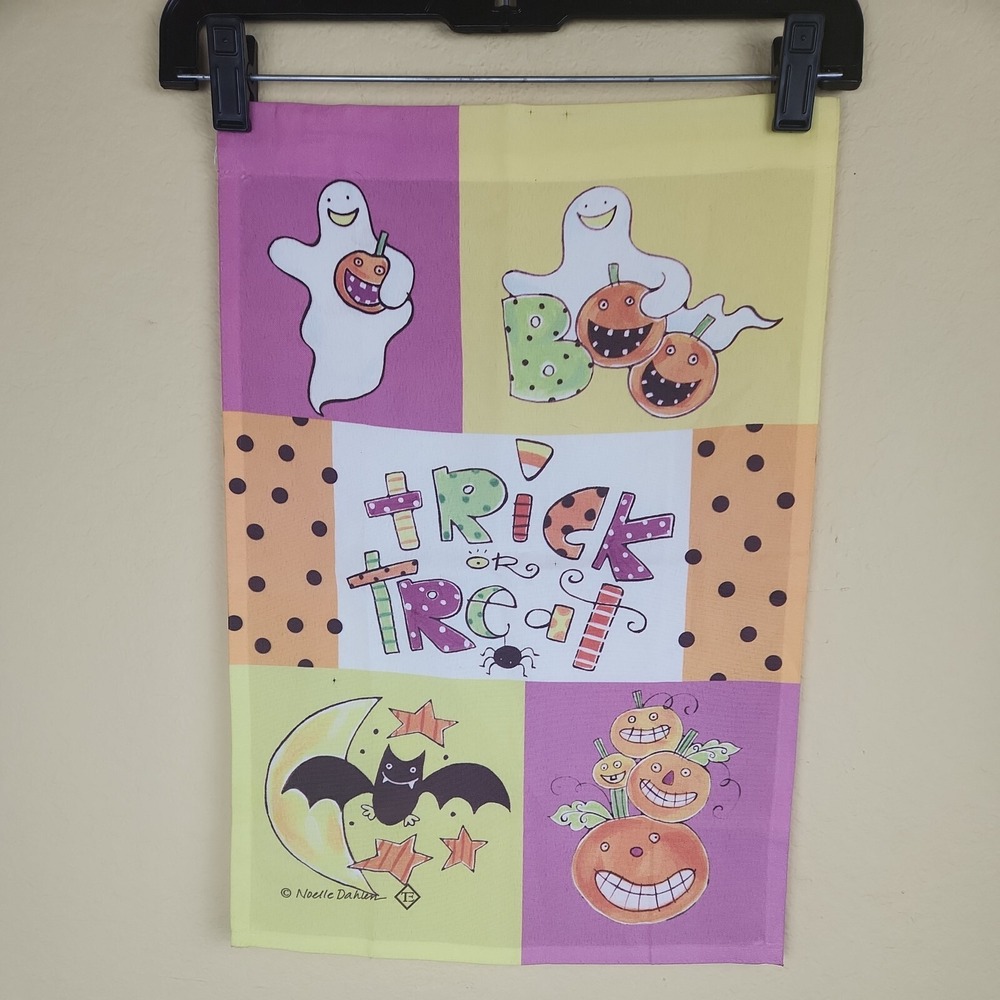 Noelle Dahlen Halloween Garden Flag Trick or Treat Ghost Pumpkin Bat
